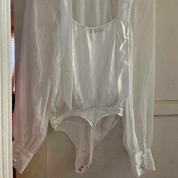 Abercrombie & Fitch Sheer Long Sleeve White Thong Body Suit - Picture 2 of 2